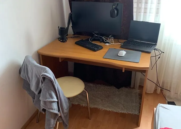 Your 16 With Parking Lägenhet Košice